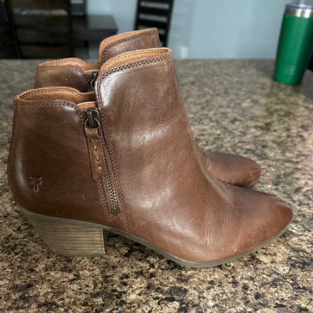 Woman’s brown ankle Frye Boots